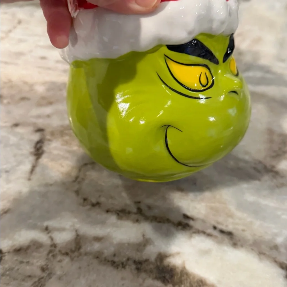 Williams Sonoma brand new unused Grinch mug gifted